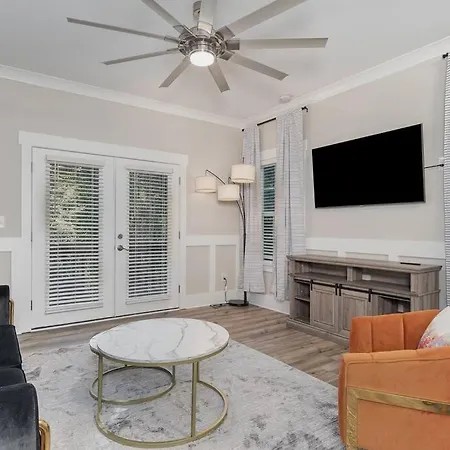 10 Mins From Uptown Clt Retreat! Villa